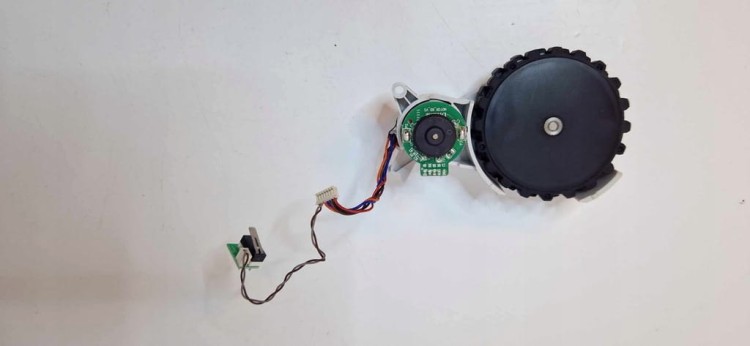 Kolo-Lewe-do-Robota-sprzatajacego-Dreame-D10-Plus-Kod-producenta-RLS3D