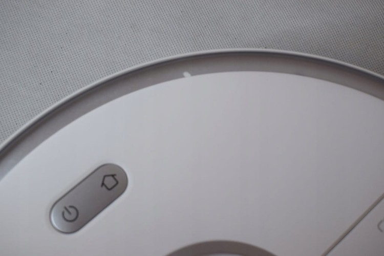 Robot-sprzatajacy-Roborock-S5-Max-bialy-Filtr-HEPA