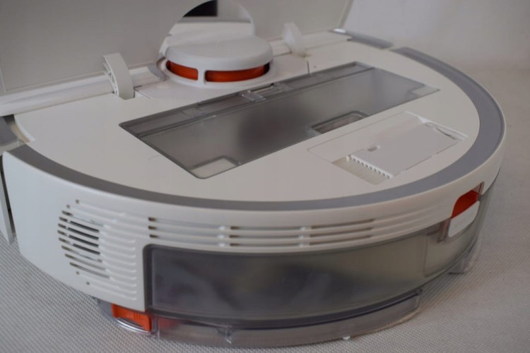 Robot-sprzatajacy-Roborock-S5-Max-bialy-Marka-Roborock