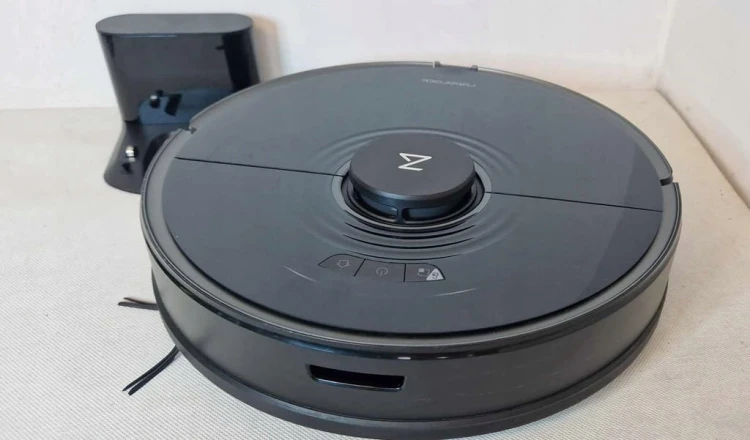 Roborock-S7-robot-sprzatajacy-soniczny-z-mopem-czarny