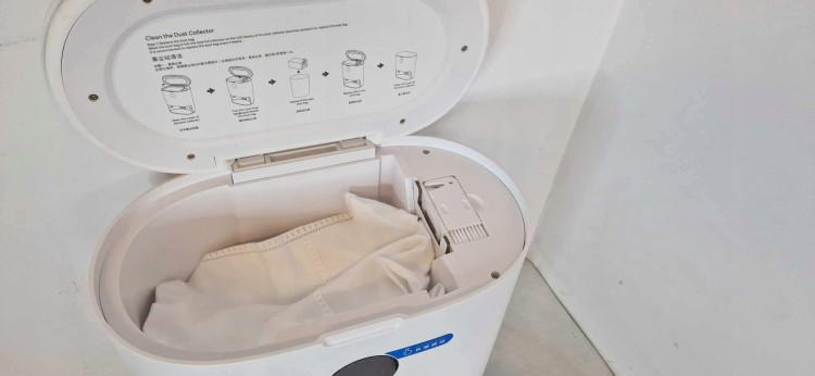 Robot-sprzatajacy-Roidmi-Eve-Plus-Robot-Vacuum-bialy-Kolor-dominujacy-bialy