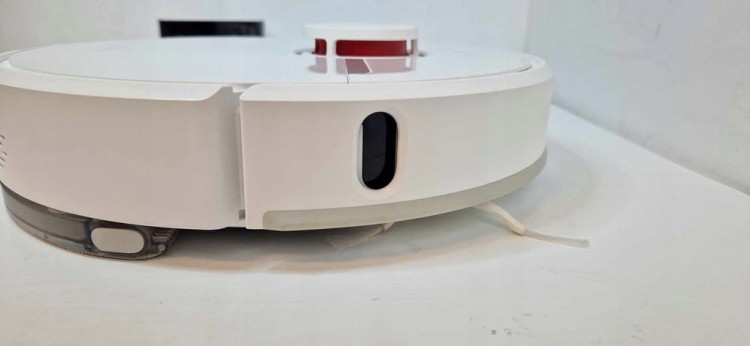 Odkurzacz-automatyczny-Dreame-D9-mop-Typ-akumulatora-litowo-jonowy