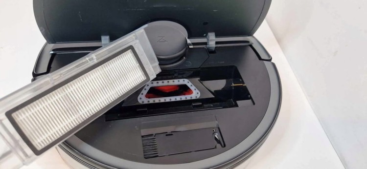 Robot-sprzatajacy-Roborock-S5-MAX-czarny-Kolor-dominujacy-czarny